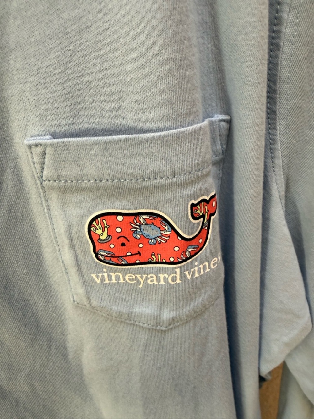 Vineyard Vines Light Blue Pocket Tee with Coral Whale Patch Women’s L